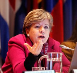 Alicia Bárcena, Secretaria Ejecutiva de la CEPAL, Foto: Carlos Vera/CEPAL 