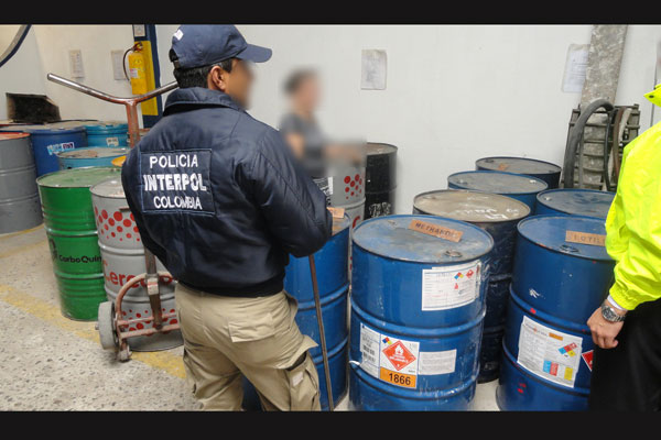 B4 Foto INTERPOL Lyon.. .