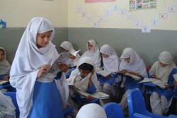 Escuela en Shamshatoo, Pakistan Foto: IRIN/Sumaira Jajja