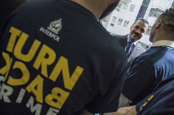 Secretario general de INTERPOL Ronald K. Noble