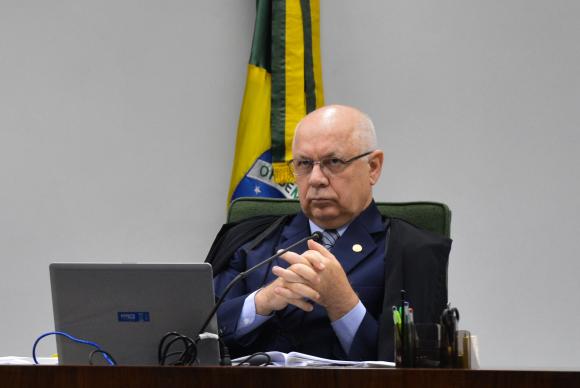 El ministro del Supremo Tribunal Federal Teori Zavascki concedió el martes (13) una medida cautelar que suspende el análisis de los procesos de juicio político en contra de la presidenta Dilma Rousseff, pendientes en la Cámara de Diputados.Valter Campanato/Agência Brasil