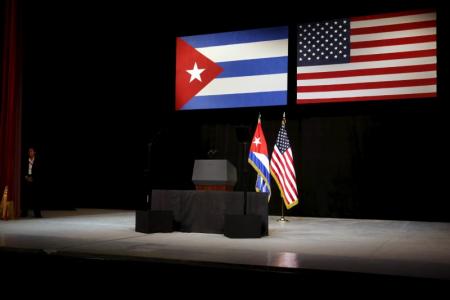 Imagen de archivo del escenario del Gran Teatro Alicia Alonso en La Habana, minutos antes de que el presidente estadounidense Barack Obama, se dirigiera al pueblo cubano