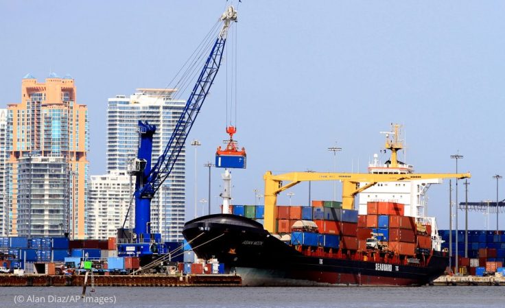 AP_120604166161-1024x626